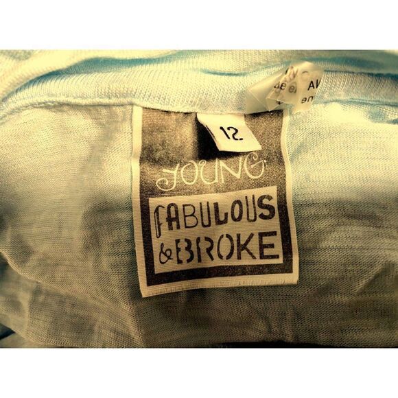 Young Fabulous & Broke  Sz 12 Sky Blue Gathered V-Neck Cap Sleeve Top NEW - Picture 2 of 2